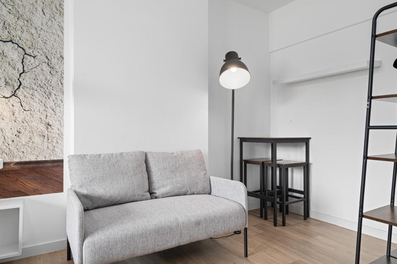 Apartment 1, Direkt Am Bahnhof Aachen Kültér fotó